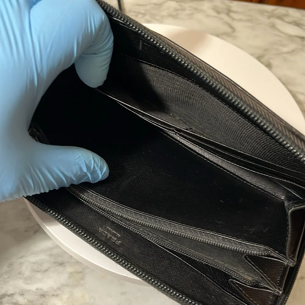 Prada Black Saffiano Leather Zip Wallet in GUC. - Picture 14 of 17